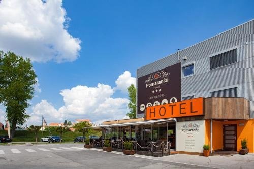 Hotel Pomaranca