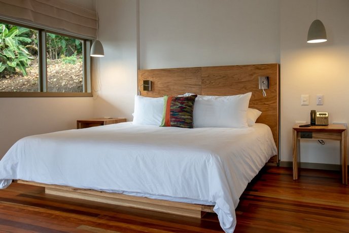 Senda Monteverde Hotel