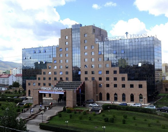 Chinggis Khaan Hotel