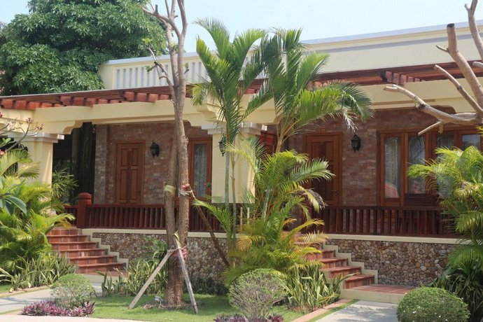 Try Palace Resort And Spa