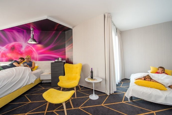 Science Hotel