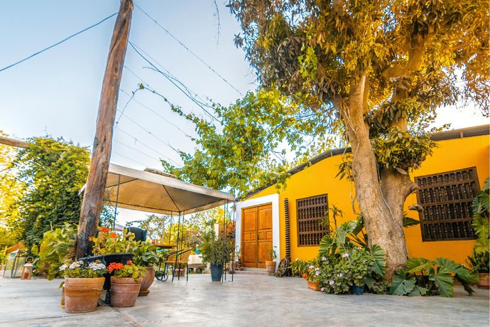 Serenity Hotel & Lodge