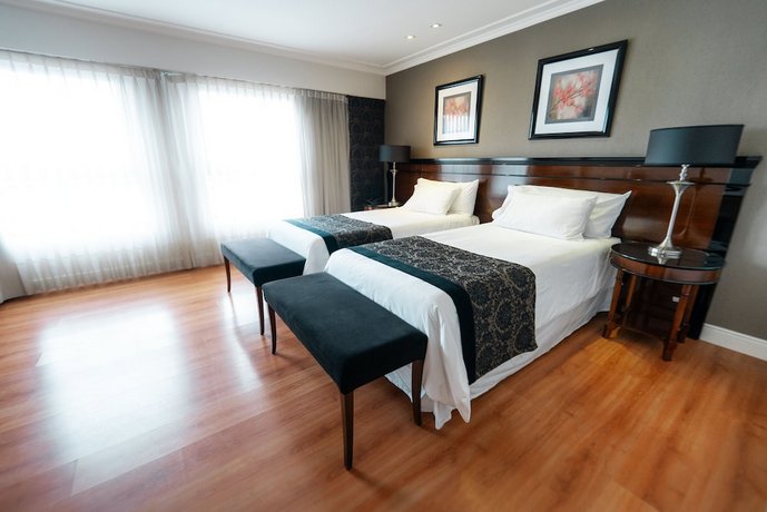 Amerian Executive Cordoba Hotel