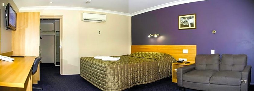 Sun palms Motel