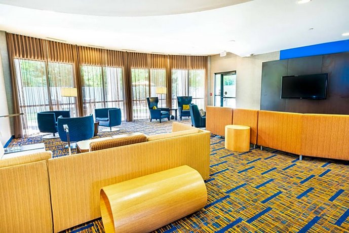 Courtyard by Marriott Kingston