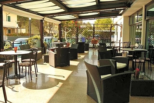 Hotel Mirage