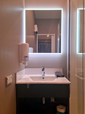 Paroa Hotel