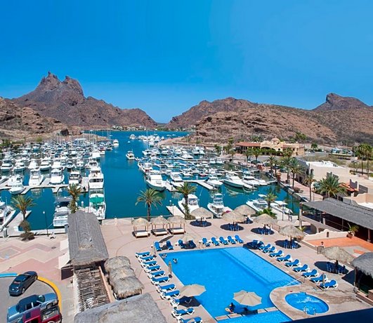 Marinaterra Hotel & Spa