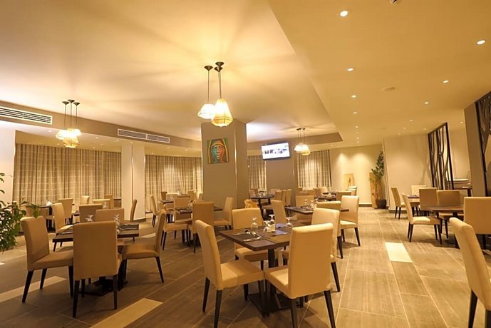 Mado Hotel