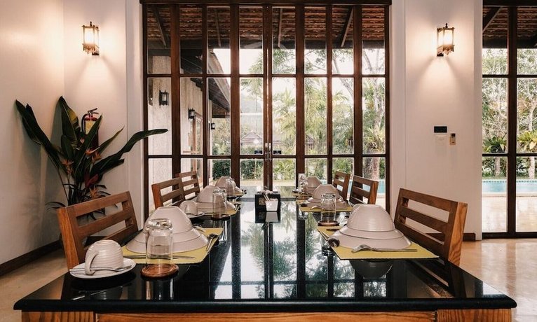 Bor Saen Pool Villa