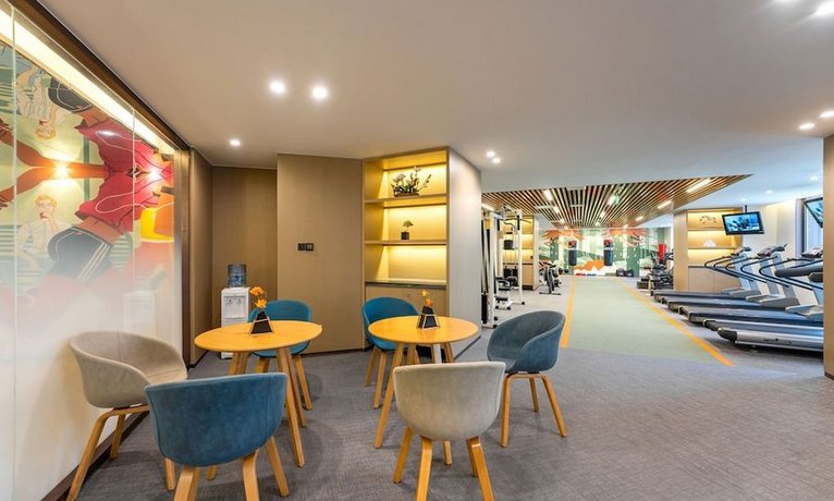 Yun-Zen Jinling World Trade Plaza Hotel