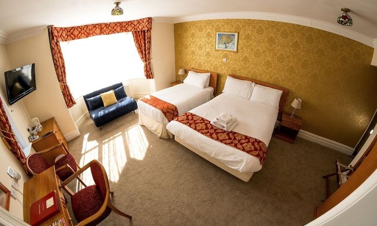 Farnley Tower Guesthouse