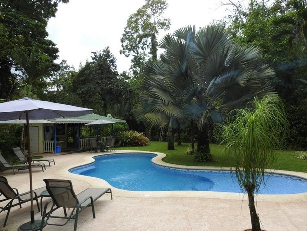 Playa Negra Guesthouse