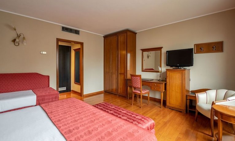 Hotel Leopardi