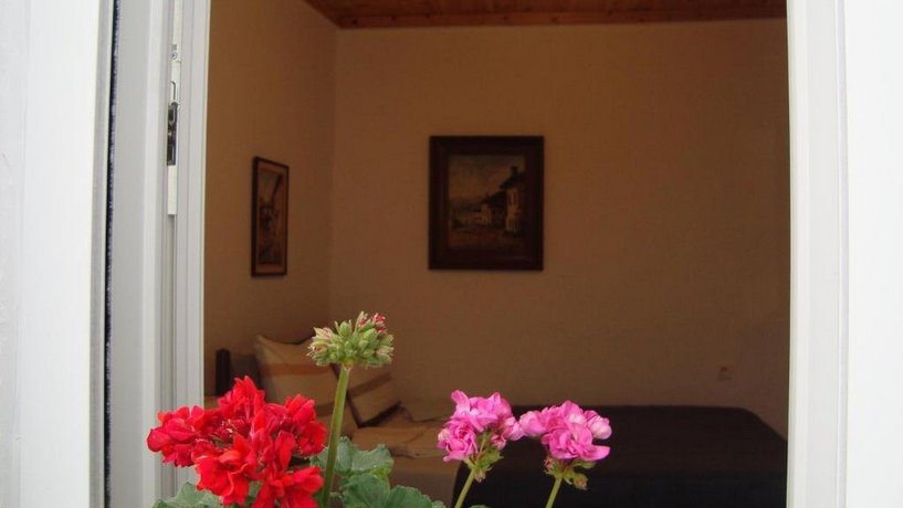 Old Town Traditional Residence
