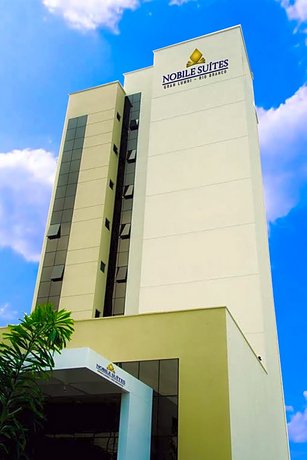Nobile Suites Gran Lumni