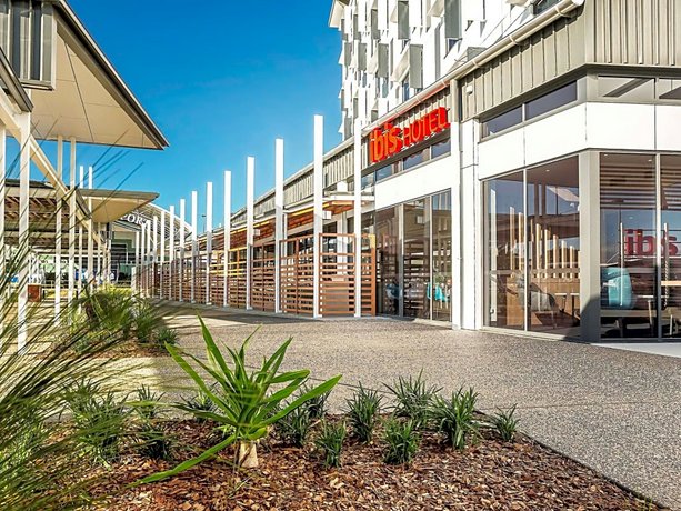Ibis Mackay