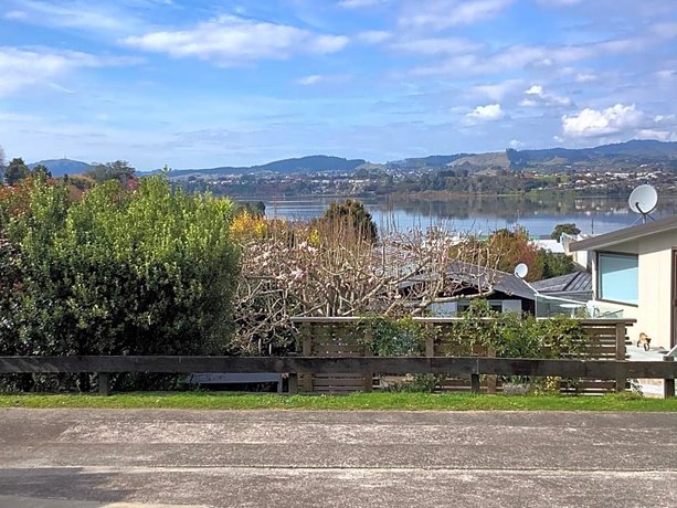 Botanical Haven Bnb