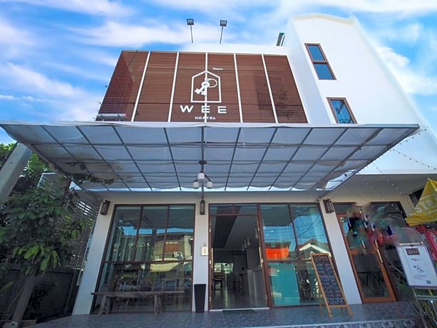 Wee Hostel