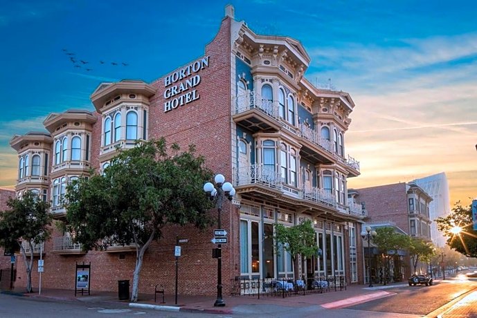 Horton Grand Hotel