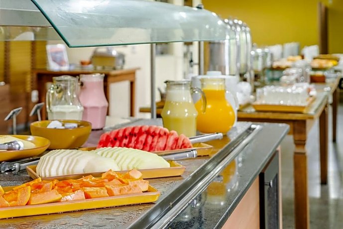 Alice Vitoria Hotel