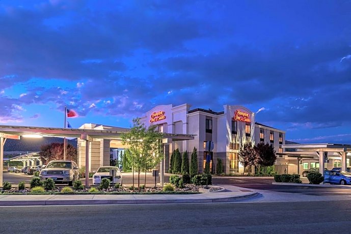 Hampton Inn & Suites Carson City