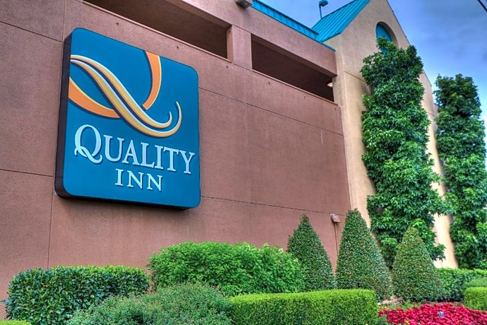 Quality Inn Near the Island Pigeon Forge