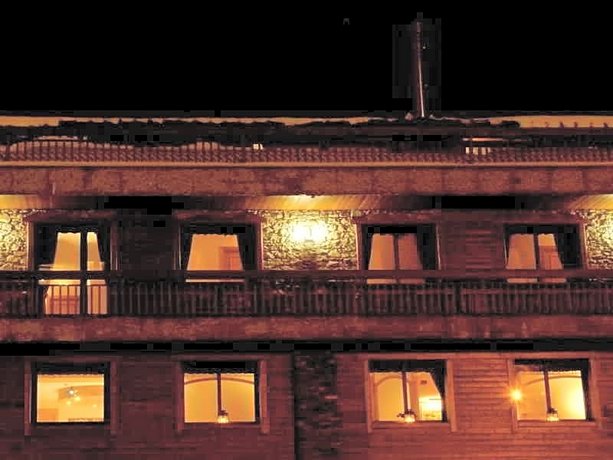 Petit Hotel