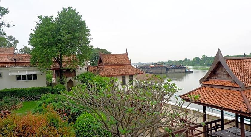 Ayutthaya Garden River Home