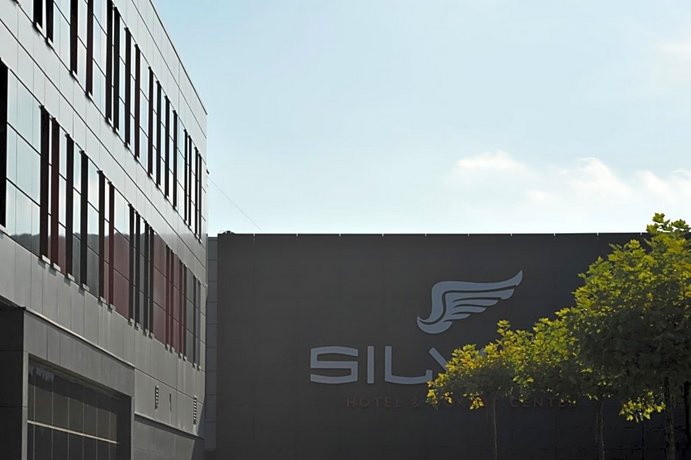 Silver Hotel & Gokart Center