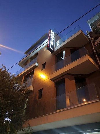 Family Hotel Novel City