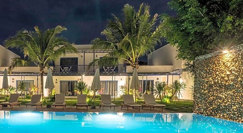 The B Resort