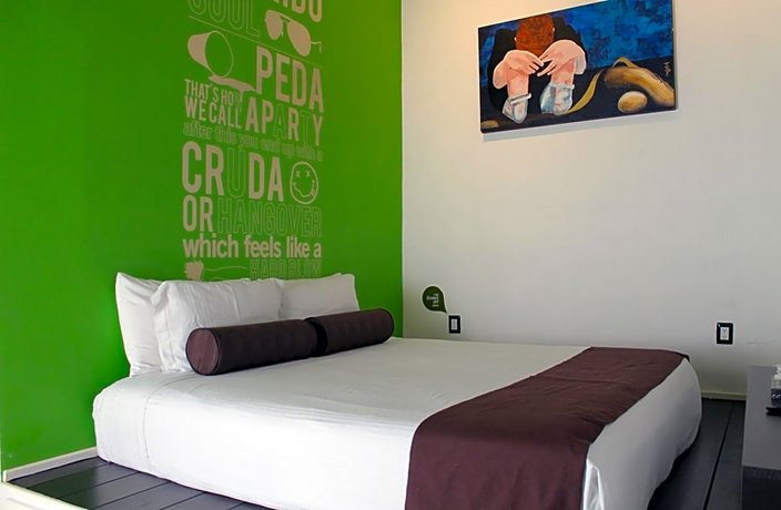 Kuku Ruku Green Concept Hotel & Hostel