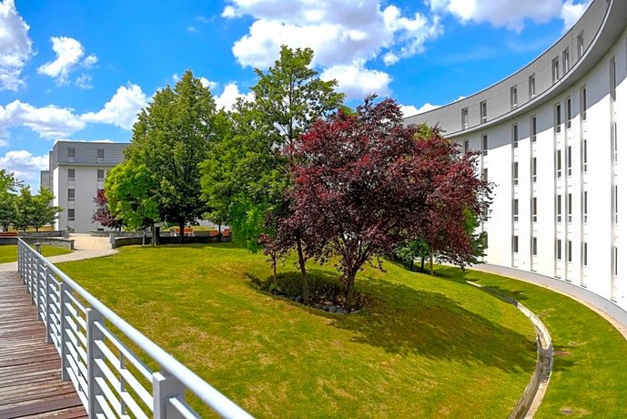 Campus Hotel