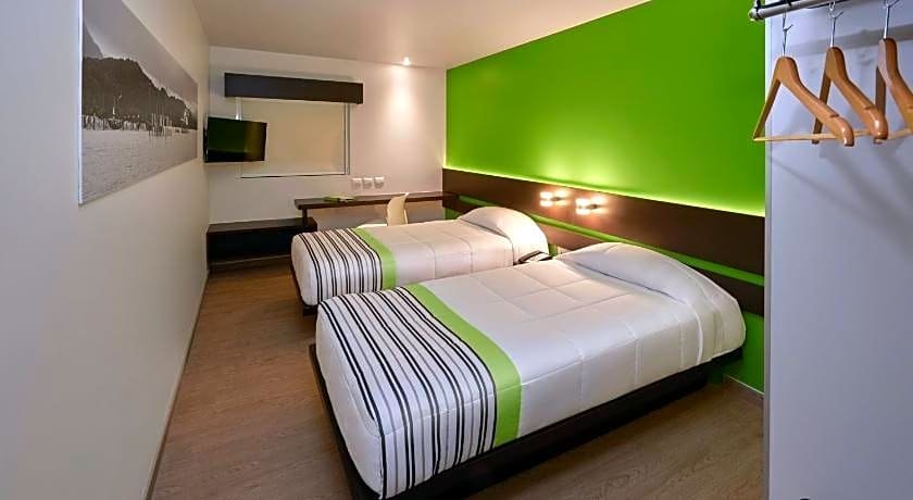 City Express Junior by Marriott Toluca Zona Industrial