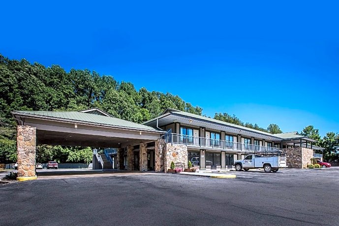 Quality Inn & Suites Mt. Chalet