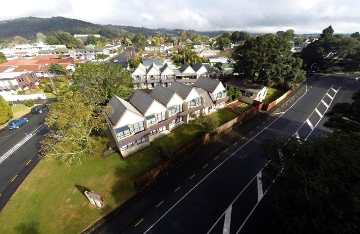 Pembrooke Motor Lodge