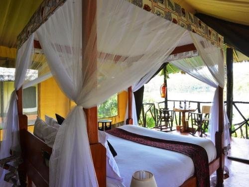Crater Lake Tented Camp & Game Sanctuary