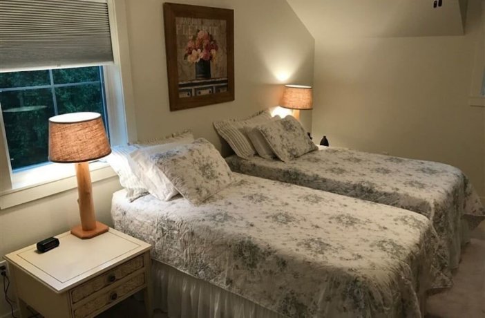 Snowgoose Pond Bed & Breakfast