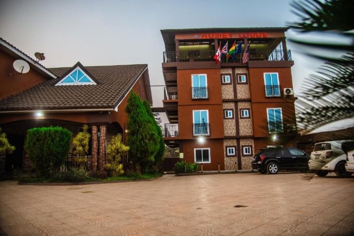 Homey Lodge