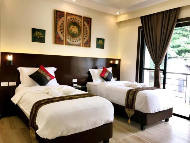 Molly Resort