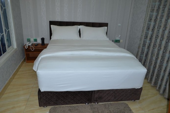 Noahgarden Hotel