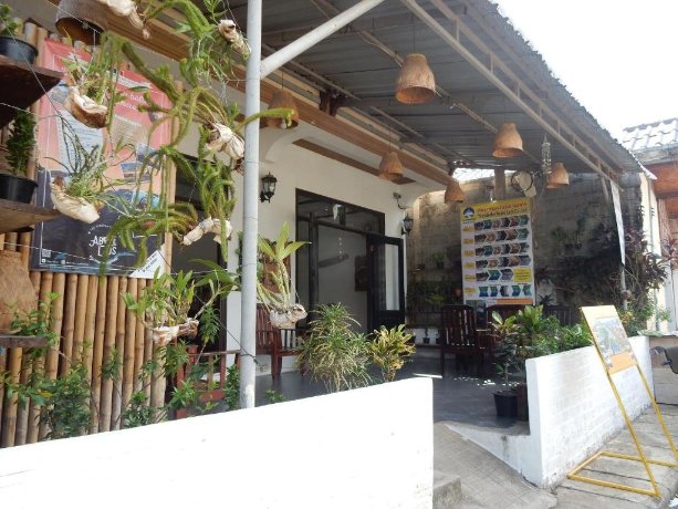 Vang Vieng Camellia Hotel