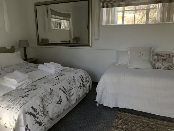 Rosewood Corner, Clarens