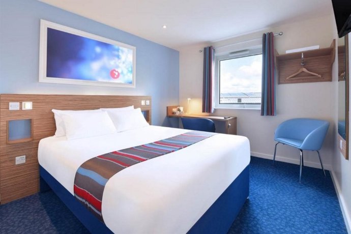 Travelodge Dundee Strathmore Avenue