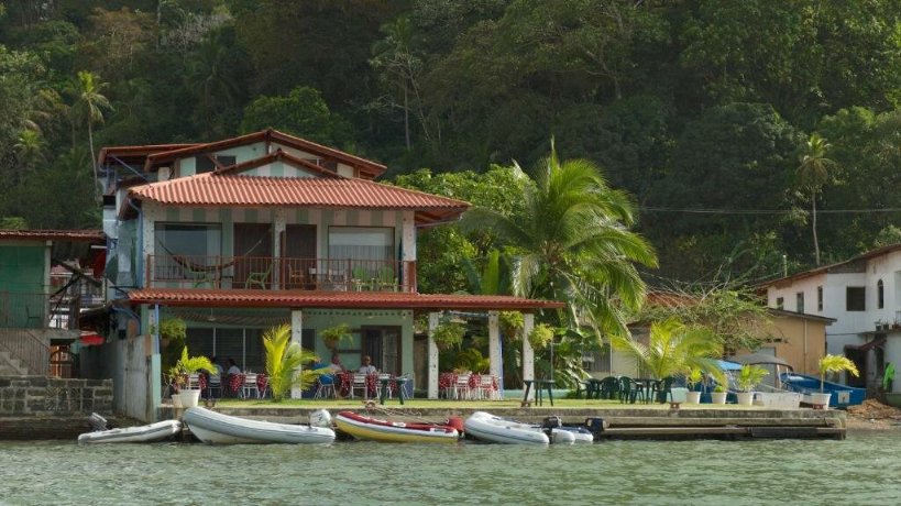 Casa Congo - Restaurante, Galería & Alojamiento