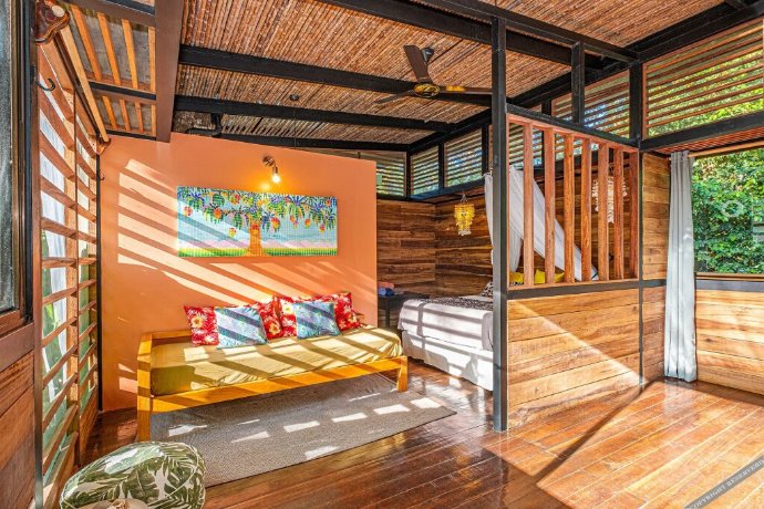 La Shamana - Ecological Concept in Jungle