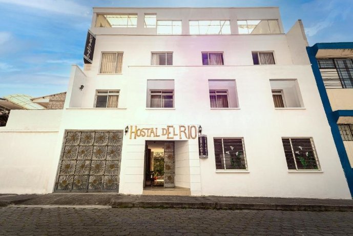 Hostal Del Río