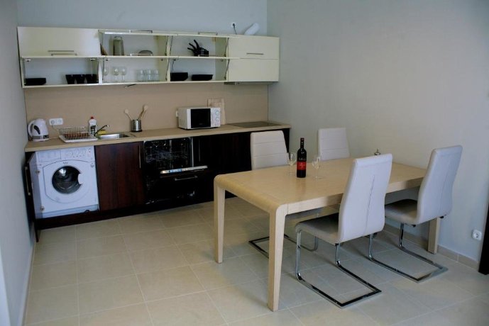 מלון דירות פייב סיזנס