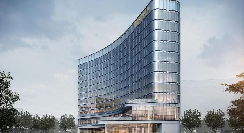 Hisilk Artwork Center Fliport Coso Hotel
